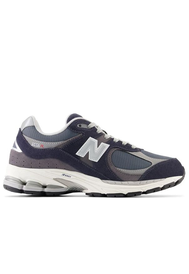 Buty New Balance M2002RSF - granatowe. Okazja: na co dzień. Kolor: niebieski. Materiał: guma, materiał, skóra, syntetyk. Szerokość cholewki: normalna. Sport: bieganie