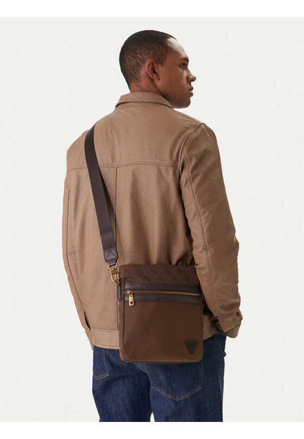 Guess Saszetka HMBENP P6123 Brązowy. Kolor: brązowy. Materiał: materiał