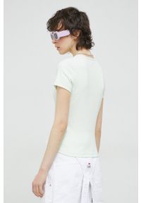 Tommy Jeans t-shirt damski kolor zielony. Kolor: zielony. Materiał: dzianina. Długość rękawa: krótki rękaw. Długość: krótkie. Wzór: gładki #2