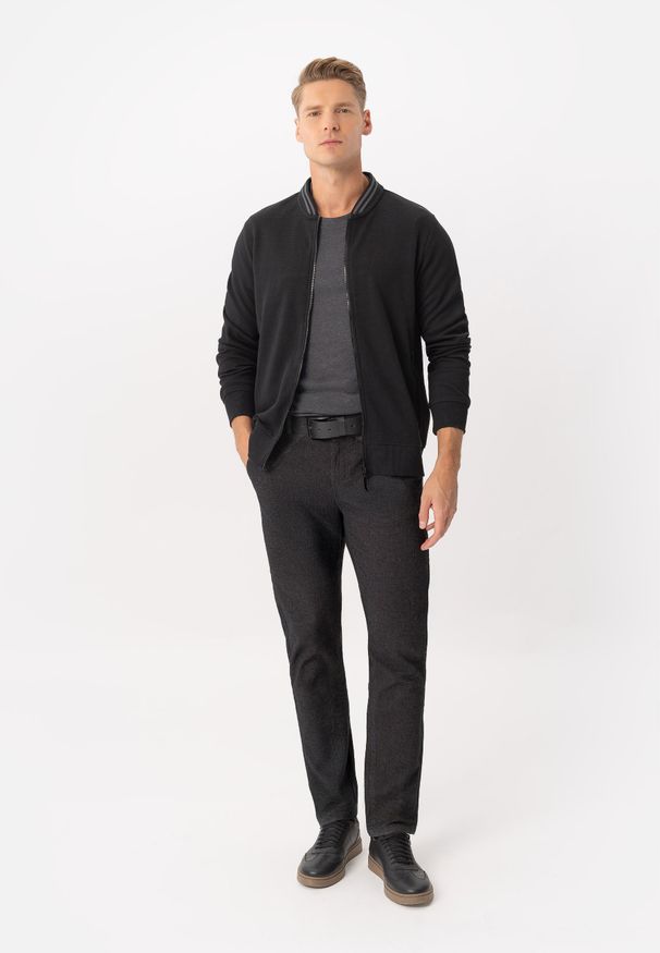 Volcano - Bawełniane chino R-RICK. Kolor: szary. Materiał: bawełna. Styl: elegancki, klasyczny