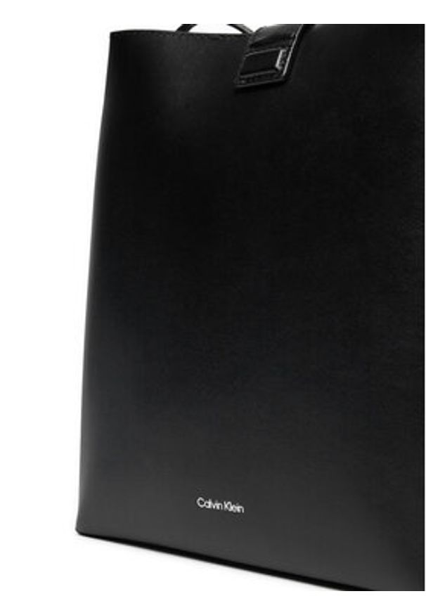 Calvin Klein Torebka Line Ns Crossbody Lth Bag LV04F3005G Czarny. Kolor: czarny. Materiał: skórzane