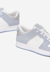 Born2be - Biało-Niebieskie Sneakersy Nikaste. Nosek buta: okrągły. Kolor: niebieski. Materiał: syntetyk, materiał, nubuk. Szerokość cholewki: normalna. Wzór: aplikacja. Sezon: wiosna, jesień #3