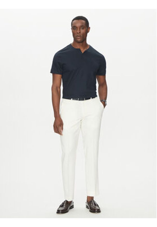 Marciano Guess T-Shirt 5GHI07 6323A Granatowy Regular Fit. Kolor: niebieski. Materiał: lyocell