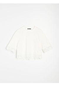 Sinsay - Bawełniana bluzka z koronkową aplikacją - kremowy. Kolor: kremowy. Materiał: bawełna, koronka. Wzór: aplikacja #1