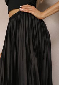 Renee - Czarna Plisowana Spódnica Maxi z Gumką w Talii Lirendil. Kolor: czarny. Styl: elegancki #5