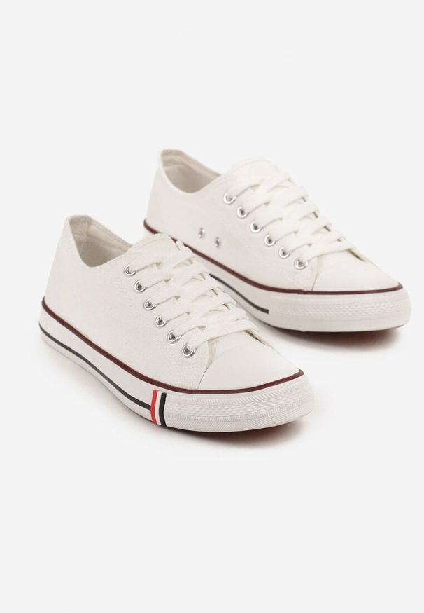 Renee - Biało-Czerwone Basicowe Trampki pod Kostkę Lilamea. Okazja: na co dzień. Kolor: biały. Materiał: jeans. Styl: sportowy, klasyczny, casual