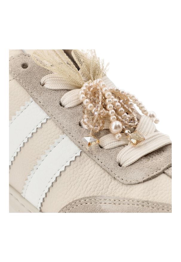 CheBello - Sneakersy damskie Chebello, sportowy fason platformowa podeszwa sznurowanie stabilna konstrukcja miękka wyściółka, beżowe, 4805_-157-431-PSK-S251. Okazja: na co dzień. Zapięcie: sznurówki. Kolor: beżowy. Materiał: skóra, tiul, jeans. Szerokość cholewki: normalna. Wzór: aplikacja. Obcas: na platformie. Styl: sportowy