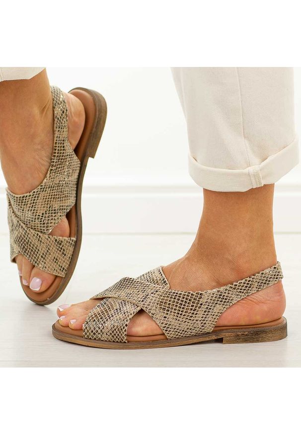 POTOCKI - Wąż płaskie sandały damskie Potocki 12798. Okazja: na spacer, na co dzień. Kolor: beżowy. Materiał: skóra. Sezon: wiosna, lato. Styl: casual, elegancki, klasyczny, wakacyjny