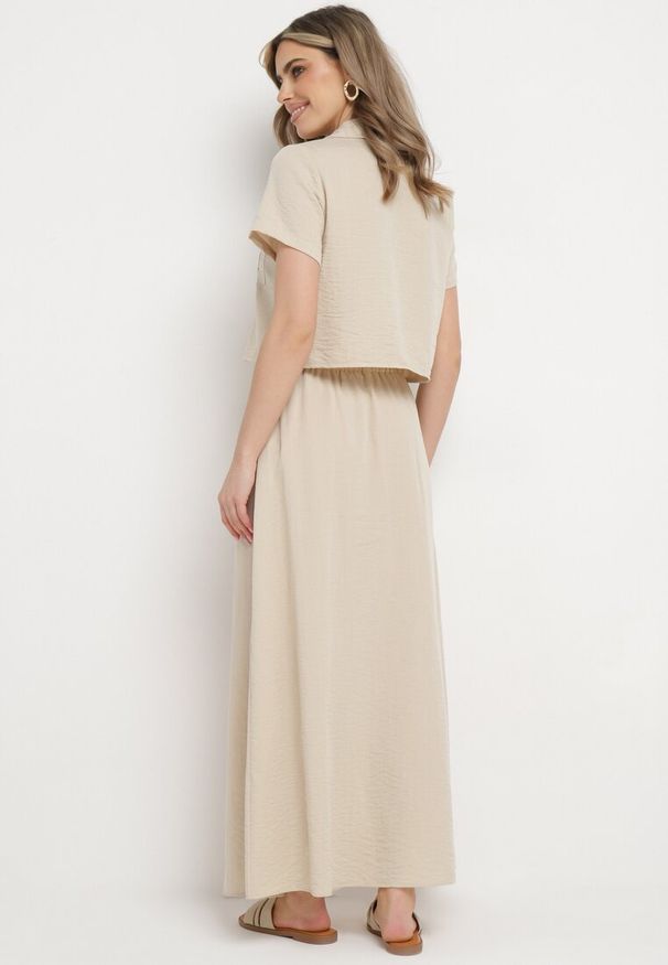 Born2be - Beżowy Komplet Utility Koszulka z Suwakiem Spódnica z Gumką w Pasie i Rozcięciem Clavia. Kolor: beżowy