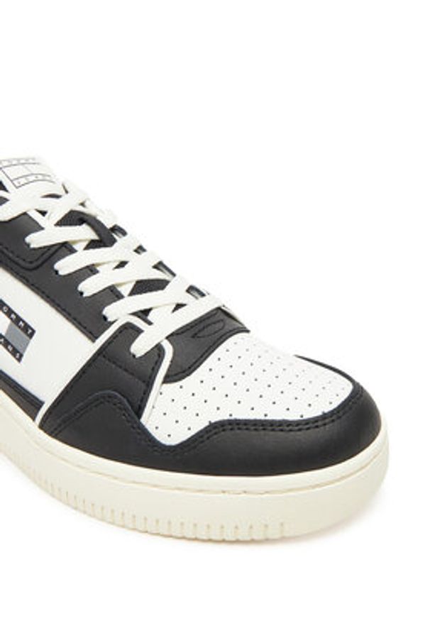 Tommy Jeans Sneakersy Tjm Retro Basket EM0EM01610 Biały. Kolor: biały. Materiał: skóra