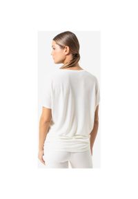 Koszulka z krótkim rękawkiem damska SUPER.NATURAL Loose Air Tee. Kolor: biały. Długość rękawa: krótki rękaw. Długość: krótkie