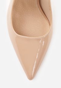 Born2be - Ciemnobeżowe Lakierowane Szpilki VICES z Odkrytą Piętą i Wkładką ze Skóry Naturalnej Salena. Okazja: na co dzień, na spotkanie biznesowe, na ślub cywilny, do pracy, na wesele. Zapięcie: sprzączka. Kolor: beżowy. Materiał: skóra, lakier. Obcas: na szpilce. Styl: casual, biznesowy, elegancki, klasyczny #2