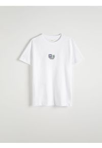 Reserved - T-shirt relaxed fit z nadrukiem - biały. Kolor: biały. Materiał: bawełna. Wzór: nadruk