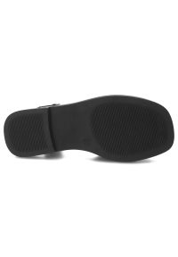 Sandały damskie Artiker, cholewka ze skóry naturalnej licowej pasek wokół kostki z regulacją na klamrę, czarne, 58C1606. Zapięcie: klamry. Kolor: czarny. Materiał: skóra #5