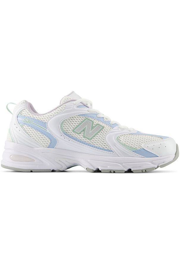 Buty unisex New Balance MR530PC – białe. Okazja: na co dzień. Kolor: biały. Materiał: syntetyk, skóra, materiał. Szerokość cholewki: normalna. Sezon: lato