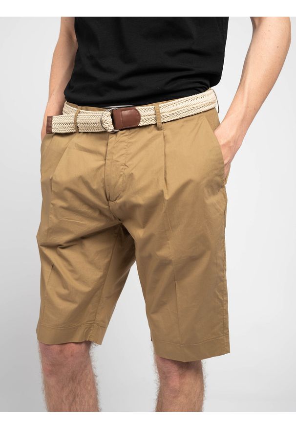 Antony Morato Szorty | MMSH00135 FA900118 | Mężczyzna | Beżowy. Okazja: na co dzień. Kolor: beżowy. Materiał: bawełna. Styl: casual