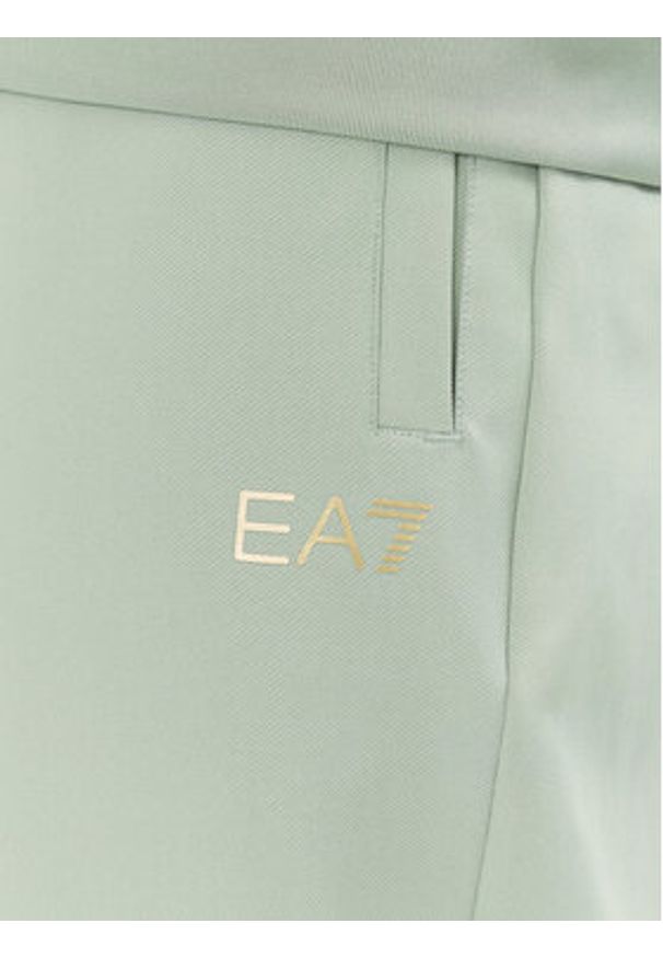 EA7 Emporio Armani Dres 7M000554 AF13526 U9024 Zielony Regular Fit. Kolor: zielony. Materiał: syntetyk