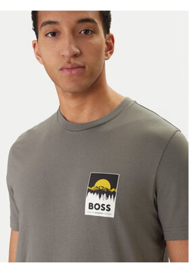 BOSS T-Shirt Plain 50556023 Szary Regular Fit. Kolor: szary. Materiał: bawełna
