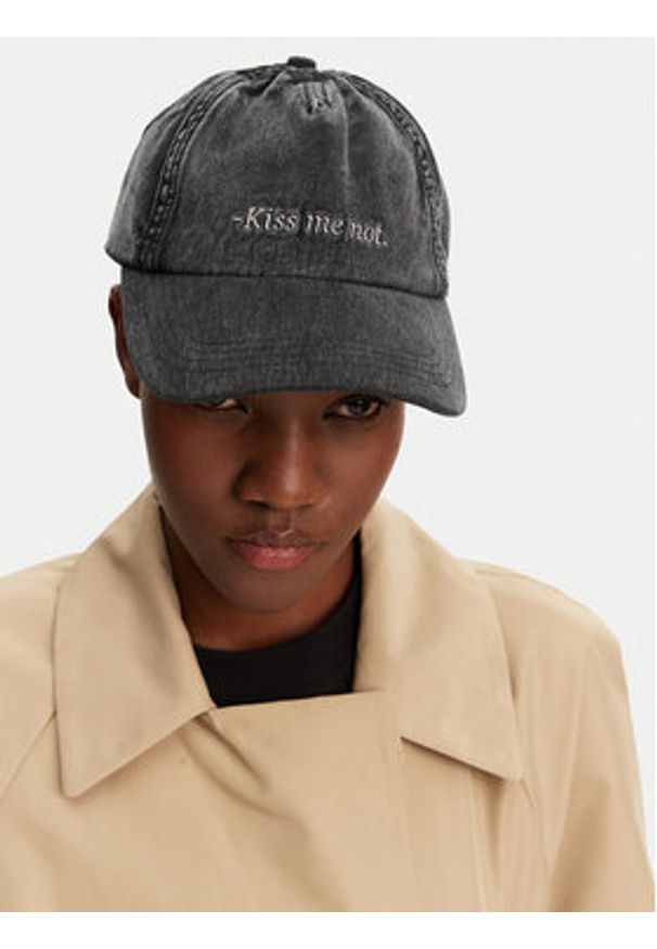 Hugo - HUGO Czapka z daszkiem Cara 50533420 Szary. Kolor: szary. Materiał: bawełna