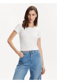only - ONLY T-Shirt Emma 15201206 Biały Regular Fit. Kolor: biały. Materiał: syntetyk, wiskoza