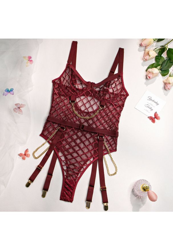 Intica - Body damskie z geometrycznym wzorem na ramiączkach Zoe. Kolor: czerwony. Materiał: materiał. Długość: krótkie. Wzór: geometria