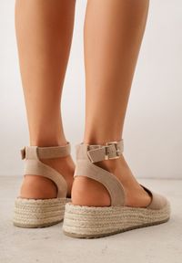 Born2be - Beżowe Sandały VICES z Imitacji Zamszu na Niskim Koturnie z Plecionki Miralyn. Okazja: na co dzień, na imprezę. Zapięcie: pasek. Kolor: beżowy. Materiał: zamsz. Sezon: lato. Obcas: na koturnie. Styl: casual, elegancki #2