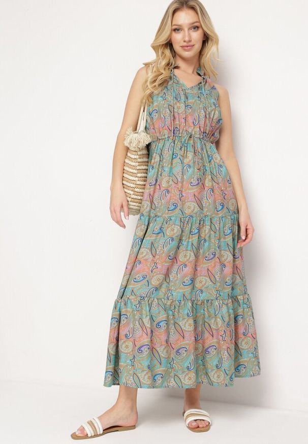 Born2be - Niebieska Rozkloszowana Sukienka z Gumkami w Talii Wiązana przy Dekolcie Vrisa. Okazja: na co dzień. Typ kołnierza: dekolt w kształcie V. Kolor: niebieski. Sezon: lato. Typ sukienki: rozkloszowane. Styl: casual, elegancki