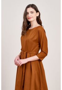 Marie Zélie - Sukienka Andrea wełniana cynamonowa. Kolor: brązowy. Materiał: wełna. Typ sukienki: rozkloszowane. Styl: klasyczny #5
