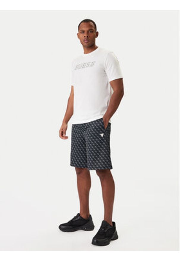 Guess T-Shirt Z6RI15 I3Z14 Biały Regular Fit. Kolor: biały. Materiał: bawełna