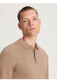 Reserved - Bawełniany longsleeve polo - beżowy. Typ kołnierza: polo. Kolor: beżowy. Materiał: bawełna. Długość rękawa: długi rękaw #1
