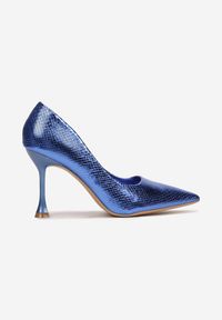 Born2be - Niebieskie Szpilki Zdobione Wężowym Wzorem Jessika. Nosek buta: otwarty. Kolor: niebieski. Wzór: aplikacja. Obcas: na szpilce. Styl: klasyczny. Wysokość obcasa: średni #2