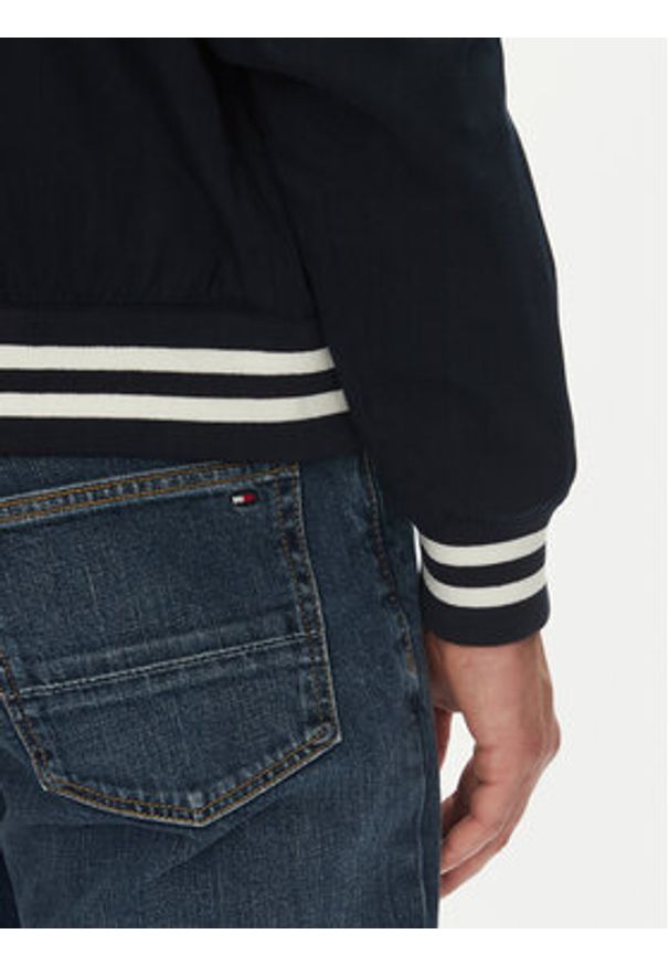 TOMMY HILFIGER - Tommy Hilfiger Kurtka bomber Americana Varsity MW0MW40647 Granatowy Regular Fit. Kolor: niebieski. Materiał: bawełna
