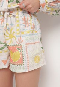 Born2be - Żółte Szorty ze Wzorem Boho i Wiązaniem Fevelarise. Okazja: na co dzień. Kolor: beżowy. Styl: boho #4