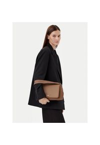 Torebka Calvin Klein. Kolor: beżowy #1