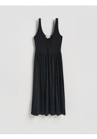 Reserved - Sukienka midi z wiskozą - czarny. Kolor: czarny. Materiał: wiskoza. Długość: midi #1