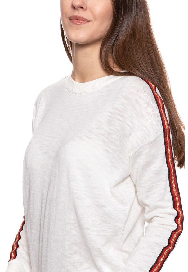 Mustang - DAMSKI LONGSLEEVE MUSTANG Camilla C Tape 1009122 2020. Długość rękawa: długi rękaw