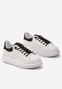 Born2be - Biało-Czarne Sneakersy Elenaya. Kolor: biały. Materiał: skóra ekologiczna. Obcas: na platformie #5