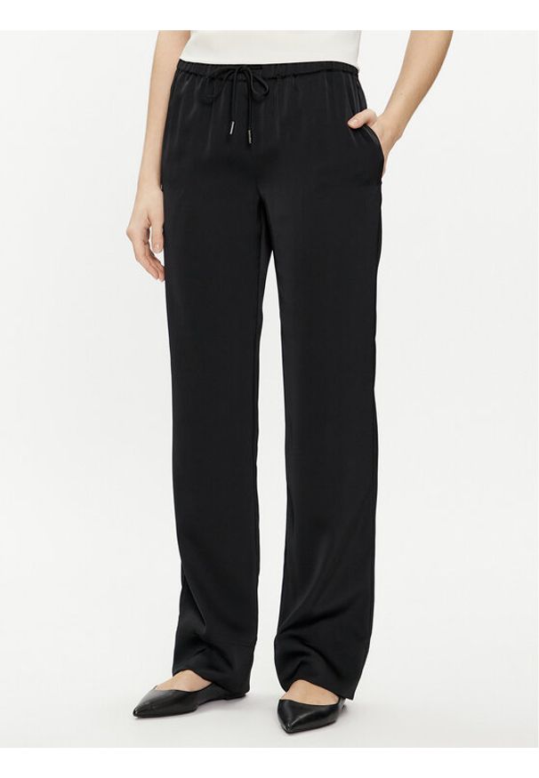 Calvin Klein Spodnie materiałowe K20K206662 Czarny Regular Fit. Kolor: czarny. Materiał: syntetyk