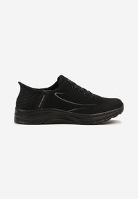Born2be - Czarne Buty Sportowe Sneakersy z Ozdobnym Tłoczeniem Axedla. Okazja: na co dzień. Kolor: czarny. Materiał: jeans. Wzór: aplikacja