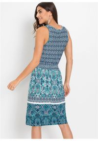 Sukienka shirtowa z nadrukiem bonprix ciemnoniebieski wzorzysty. Kolor: niebieski. Materiał: wiskoza. Długość rękawa: na ramiączkach. Wzór: nadruk. Sezon: lato #4