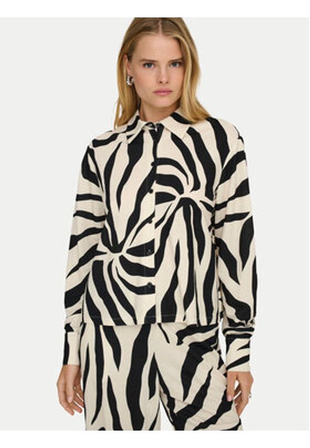 only - ONLY Koszula Sakura 15366883 Czarny Regular Fit. Kolor: czarny. Materiał: syntetyk