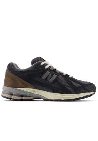 Buty New Balance M1906FE - czarne. Kolor: czarny. Materiał: guma, syntetyk, skóra, materiał. Szerokość cholewki: normalna. Sport: turystyka piesza