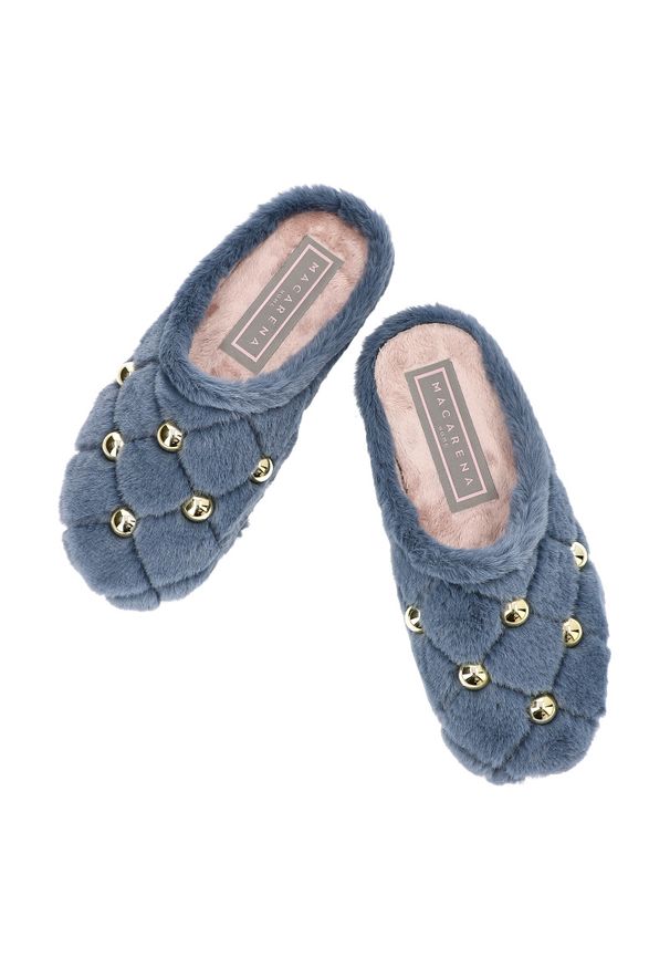 Granatowe Damskie Kapcie Z Futerkiem Macarena. Kolor: niebieski. Materiał: futro. Wzór: aplikacja. Styl: elegancki