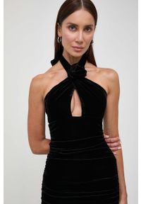 BARDOT - Bardot sukienka kolor czarny mini dopasowana. Kolor: czarny. Długość rękawa: na ramiączkach. Typ sukienki: dopasowane. Długość: mini #4