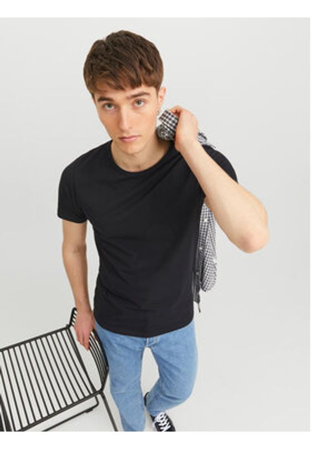 Jack & Jones T-Shirt Basic 12058529 Czarny Stretch Fit. Kolor: czarny. Materiał: bawełna