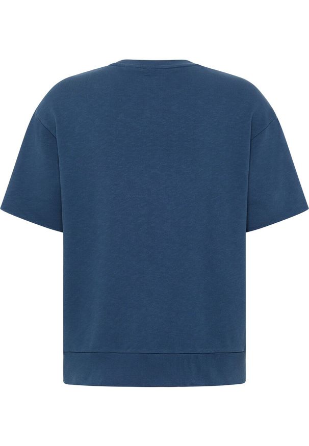 Mustang - MUSTANG BEN CREWNECK SSLEEVE MĘSKA BLUZA Z KRÓTKIM RĘKAWEM INSIGNIA BLUE 1013870 5230. Długość rękawa: krótki rękaw. Długość: krótkie
