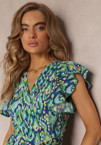 Renee - Granatowo-Zielona Rozkloszowana Sukienka Maxi z Metaliczną Nitką i Szerokim Paskiem Xisa. Kolor: niebieski. Materiał: materiał. Długość rękawa: krótki rękaw. Sezon: lato, wiosna. Typ sukienki: kopertowe. Długość: maxi