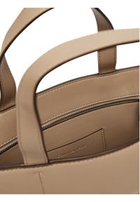 Calvin Klein Jeans Torebka Sculpted Mini Ew Tote LV04K3111G Beżowy. Kolor: beżowy. Materiał: skórzane