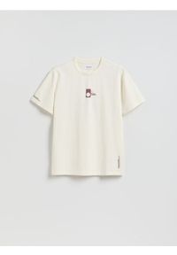 Reserved - T-shirt comfort z nadrukiem - złamana biel. Materiał: dzianina, bawełna. Wzór: nadruk #1