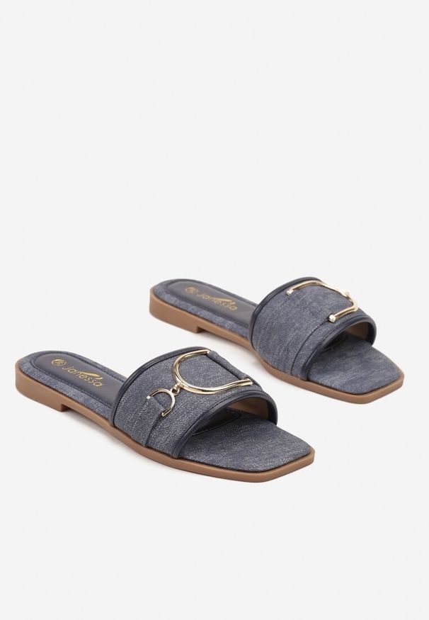Born2be - Niebieskie Klapki Ozdobione Metaliczną Aplikacją Deiselle. Okazja: na co dzień. Kolor: niebieski. Wzór: aplikacja. Styl: elegancki, casual